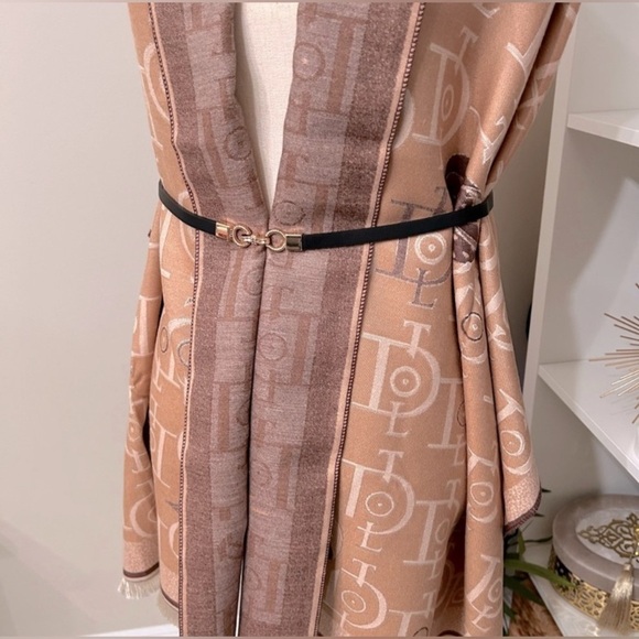 Reversible Large Vegan Cashmere Blend Shawl Scarf, NWT - Picture 8 of 11